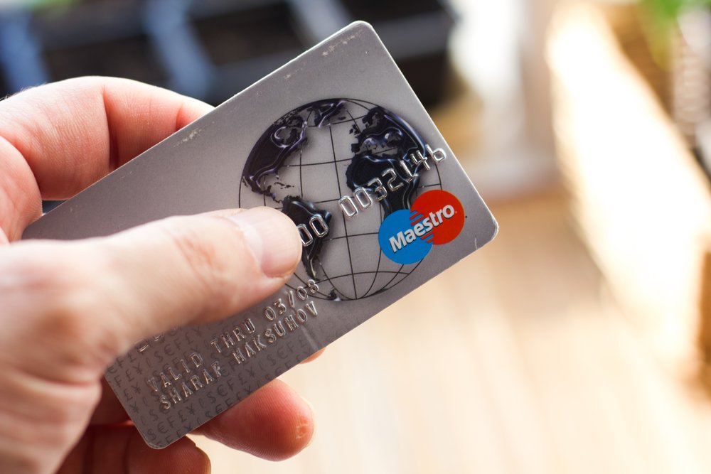 Карта Maestro — в чем особенности?