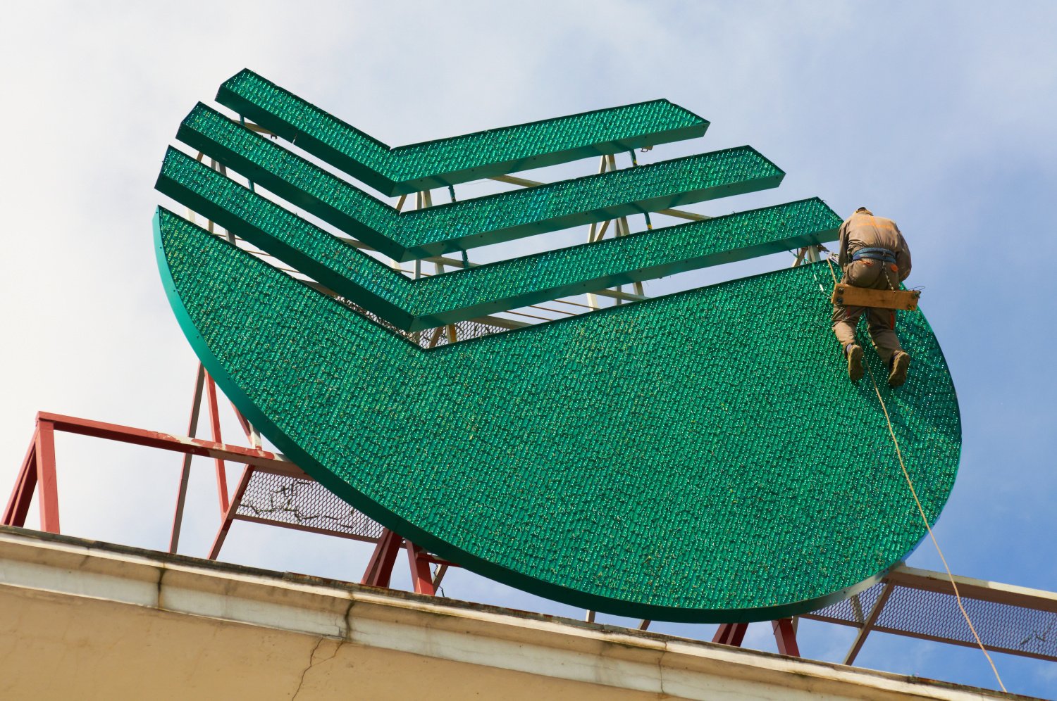 Прибыль Сбербанка подбирается к 500 млрд