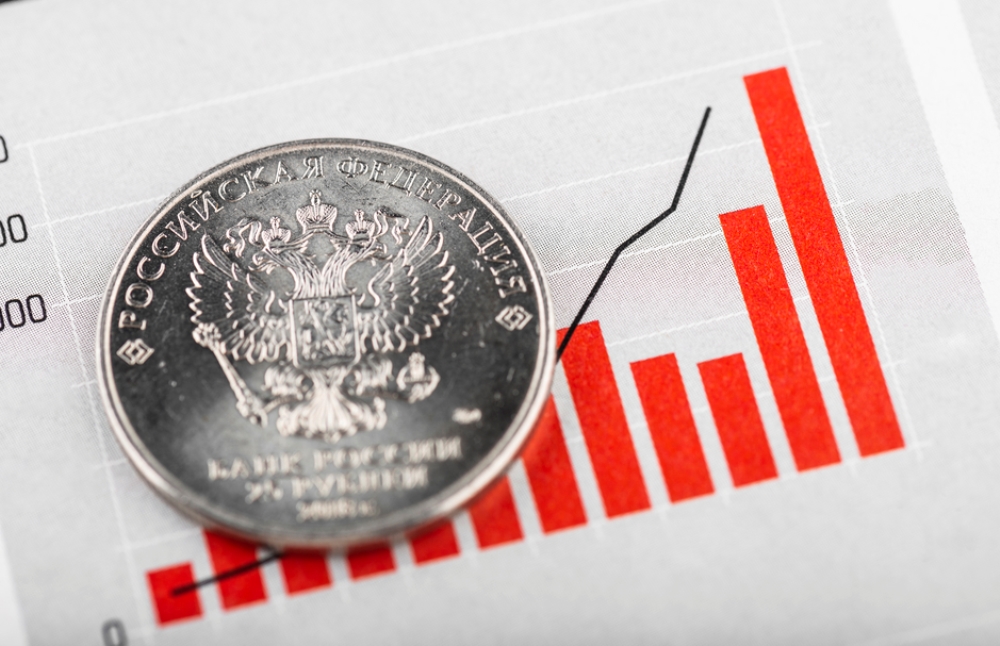 За полгода кредитная задолженность россиян выросла почти на 5%