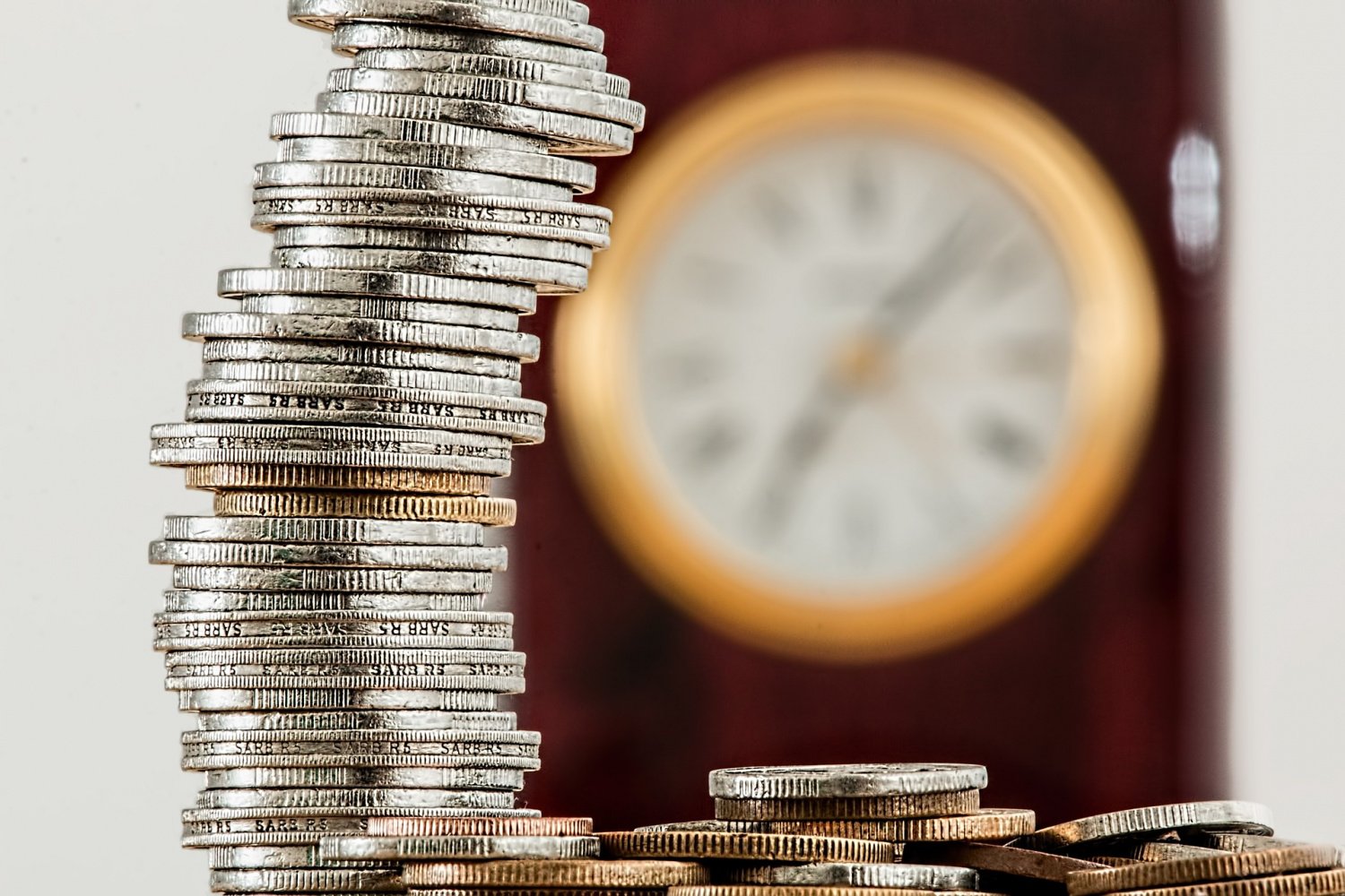 Центробанк опустил ключевую ставку до 7,5%