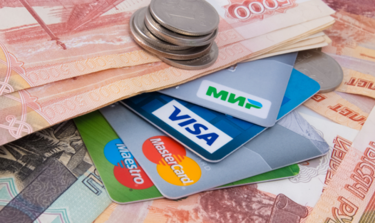 Выдача кредиток в России ограничена