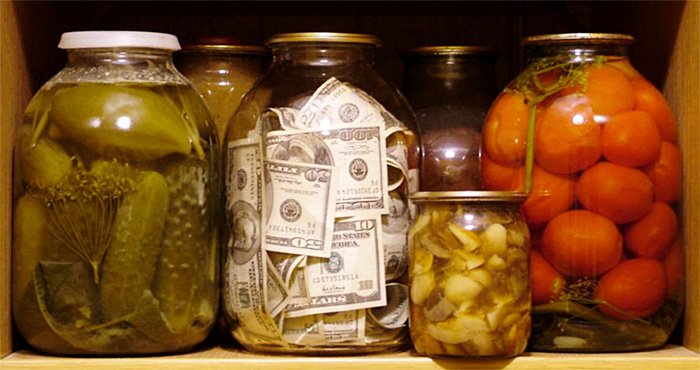 В каком банке лучше хранить и увеличивать сбережения