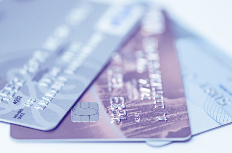 Карты Новикомбанка — кредитные и дебетовые