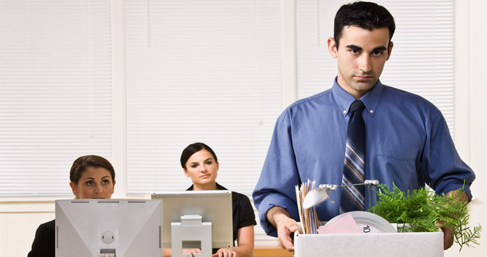 Надо ли уведомлять банк при смене работы или места жительства